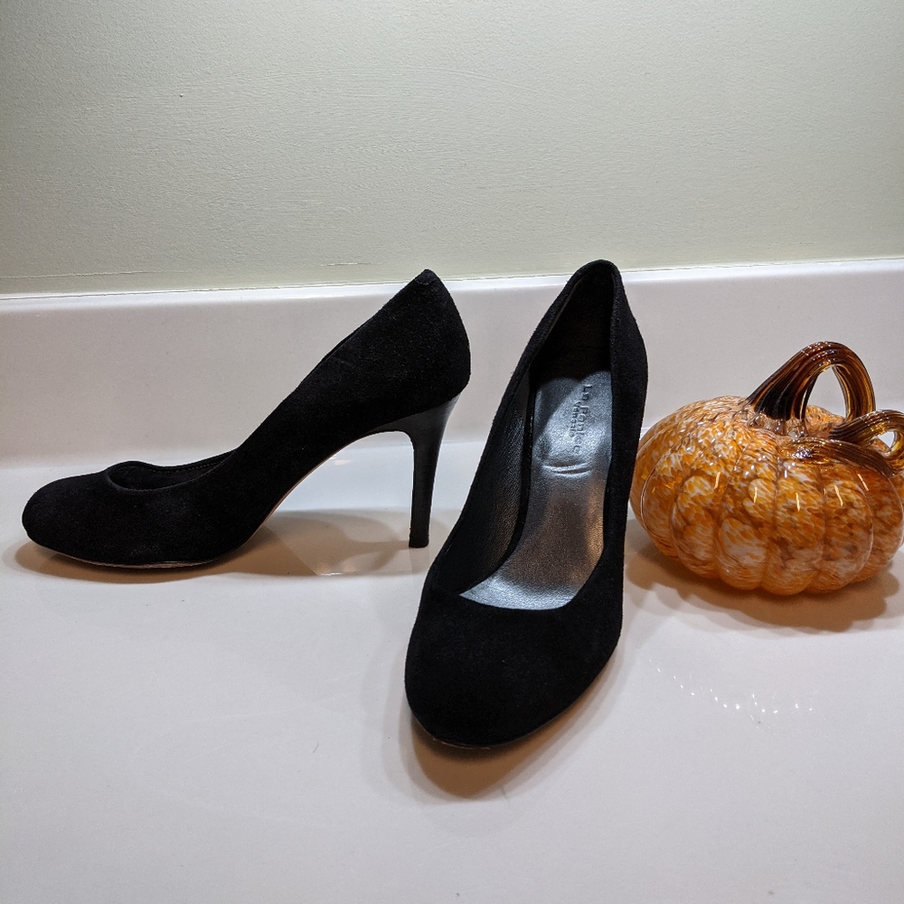 Black Suede 3.5" Heel Pump from Venice Italy- Great Condition